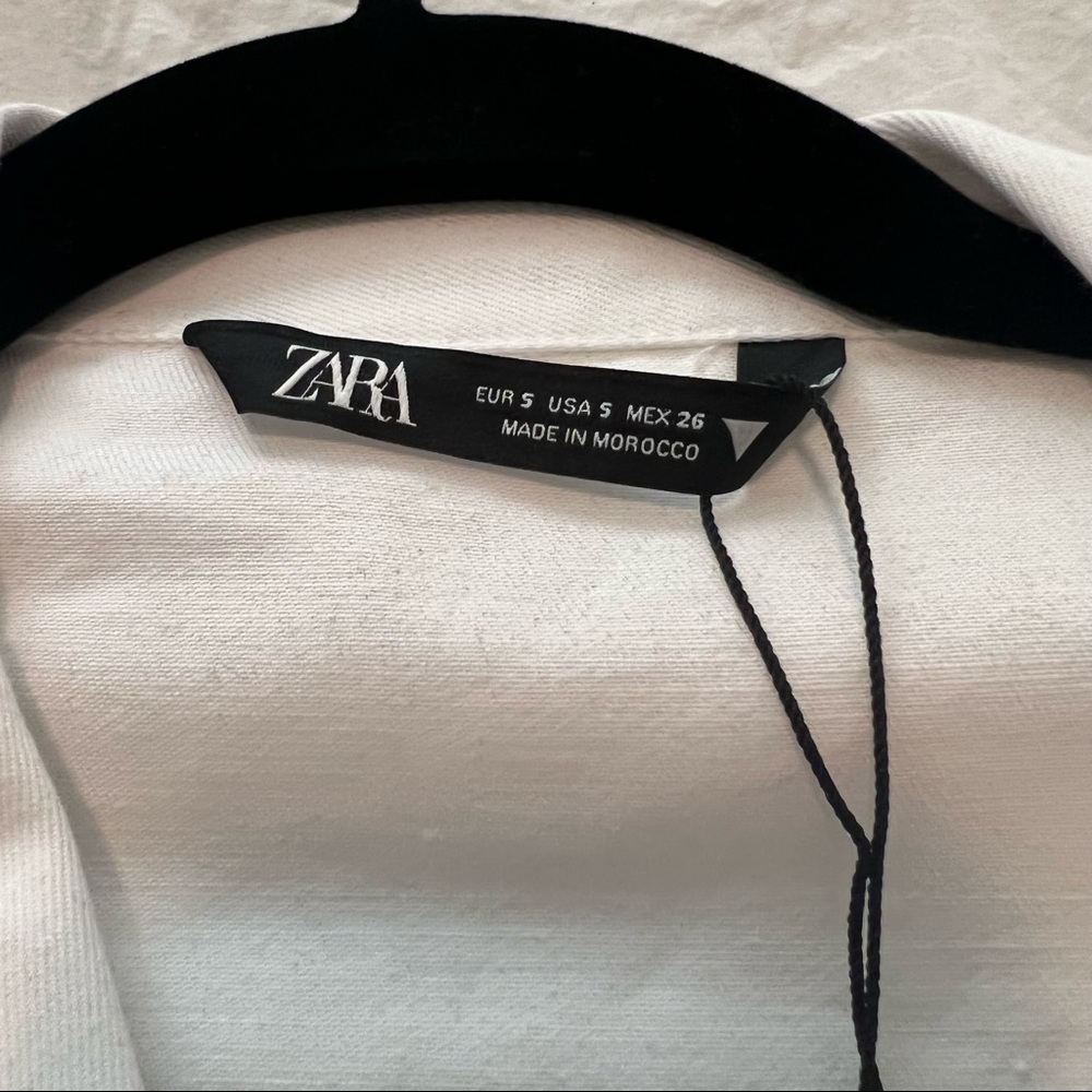 Zara Cropped Structured Button Down - image 2